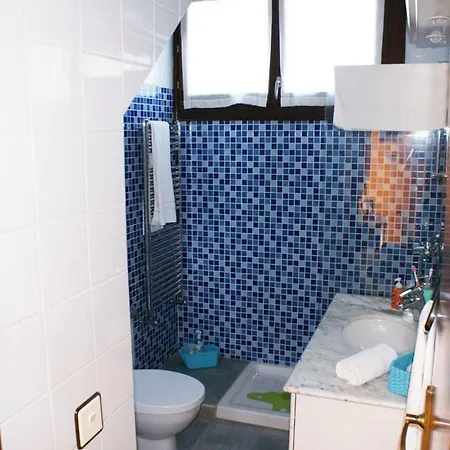  Casa Honora *